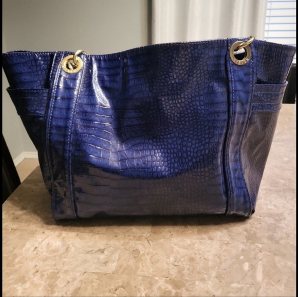 Steve Madden Handbags - Steve Madden blue tote bag(0130)